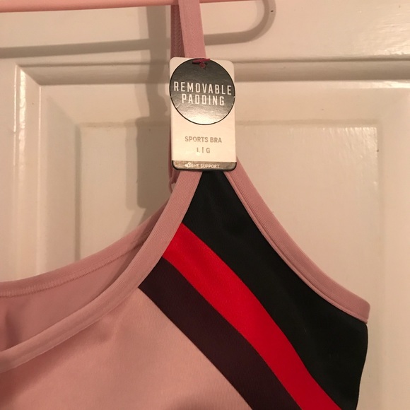 Pink sports bra - Picture 2 of 4